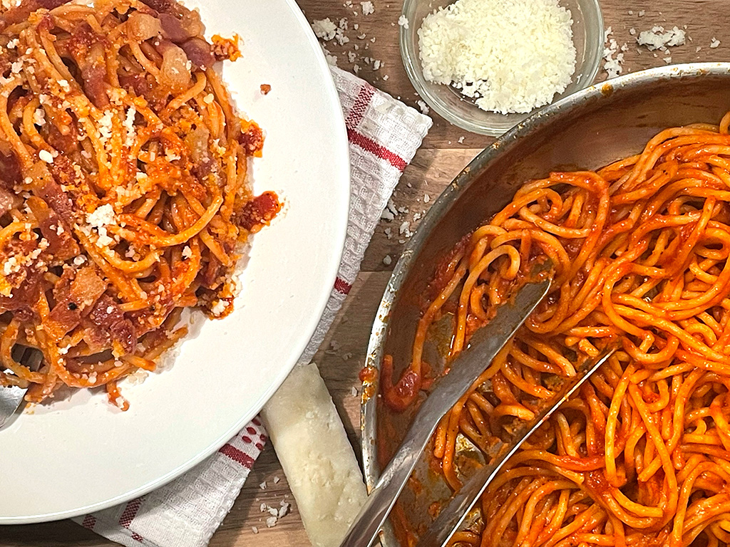 pasta amatriciana pan